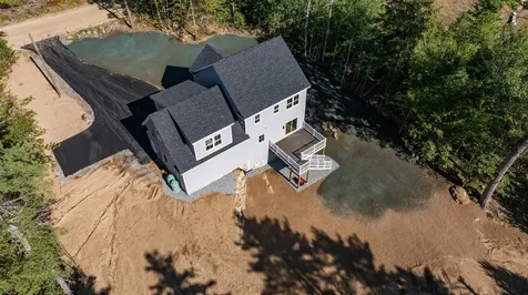 109 Vail Road Barnstead NH 03225