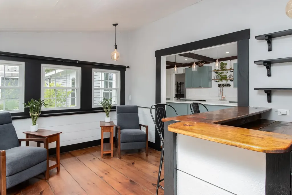 24 Deerfield Road Allenstown NH 03275