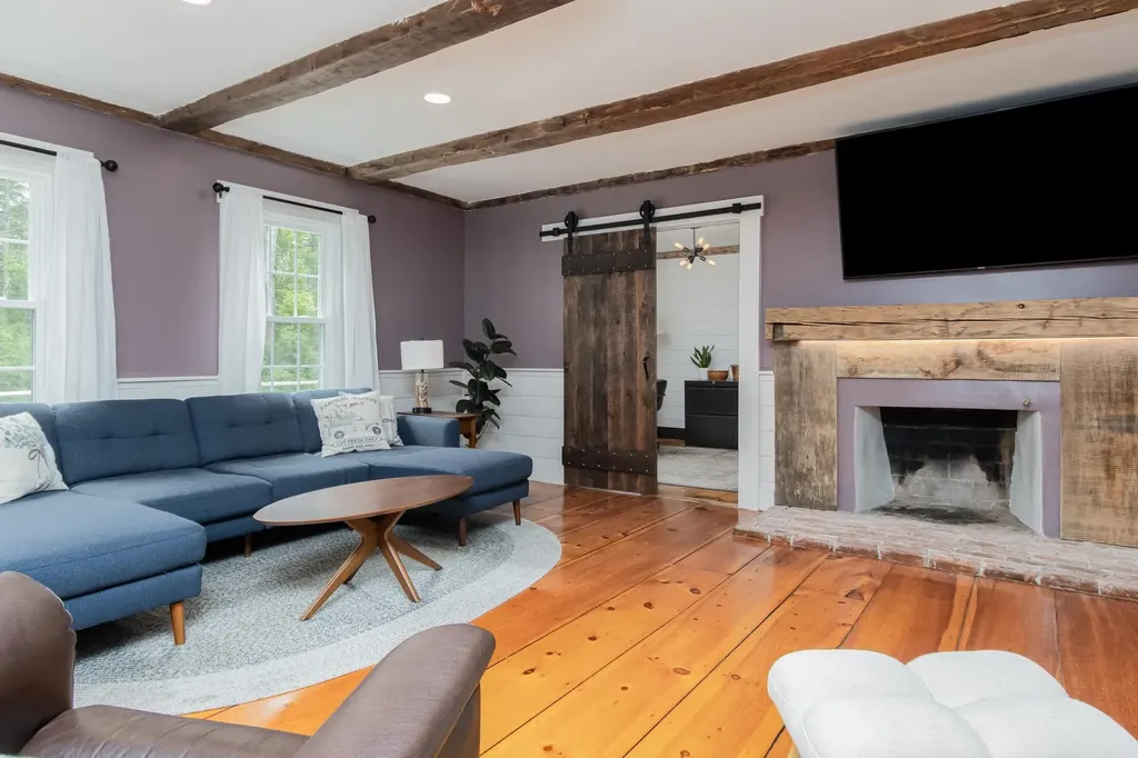 24 Deerfield Road Allenstown NH 03275