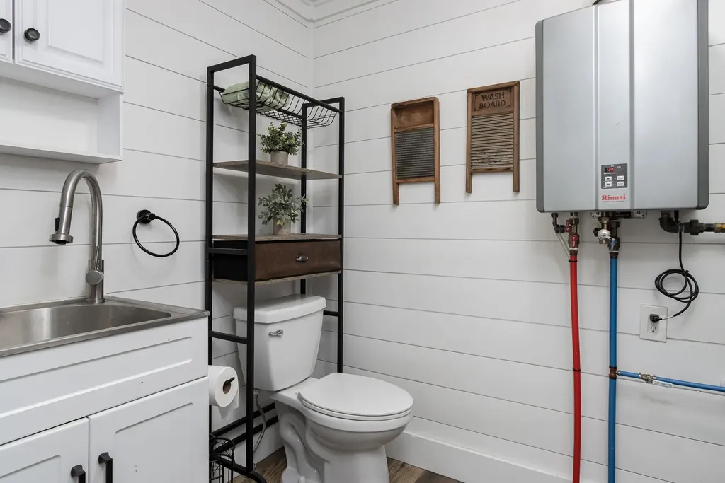 24 Deerfield Road Allenstown NH 03275