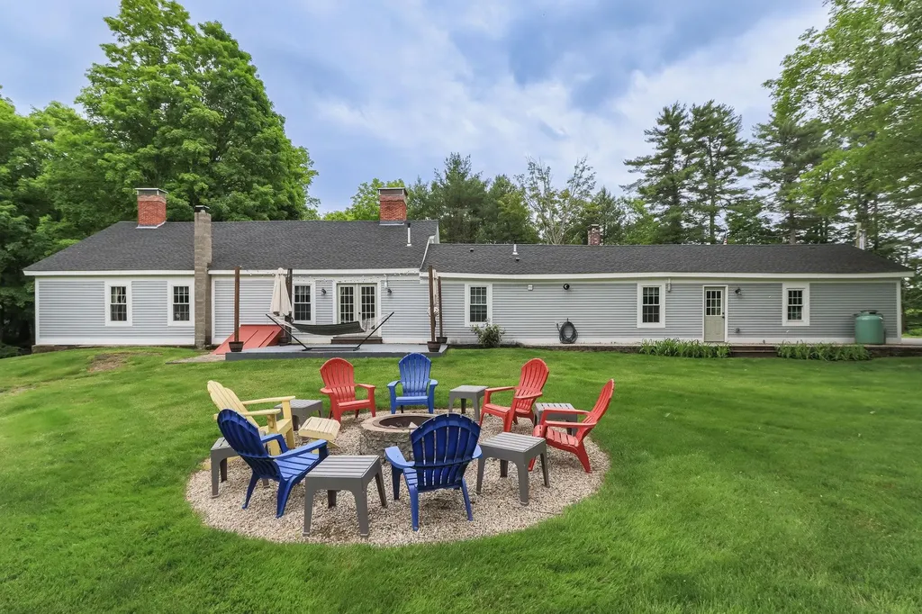 24 Deerfield Road Allenstown NH 03275