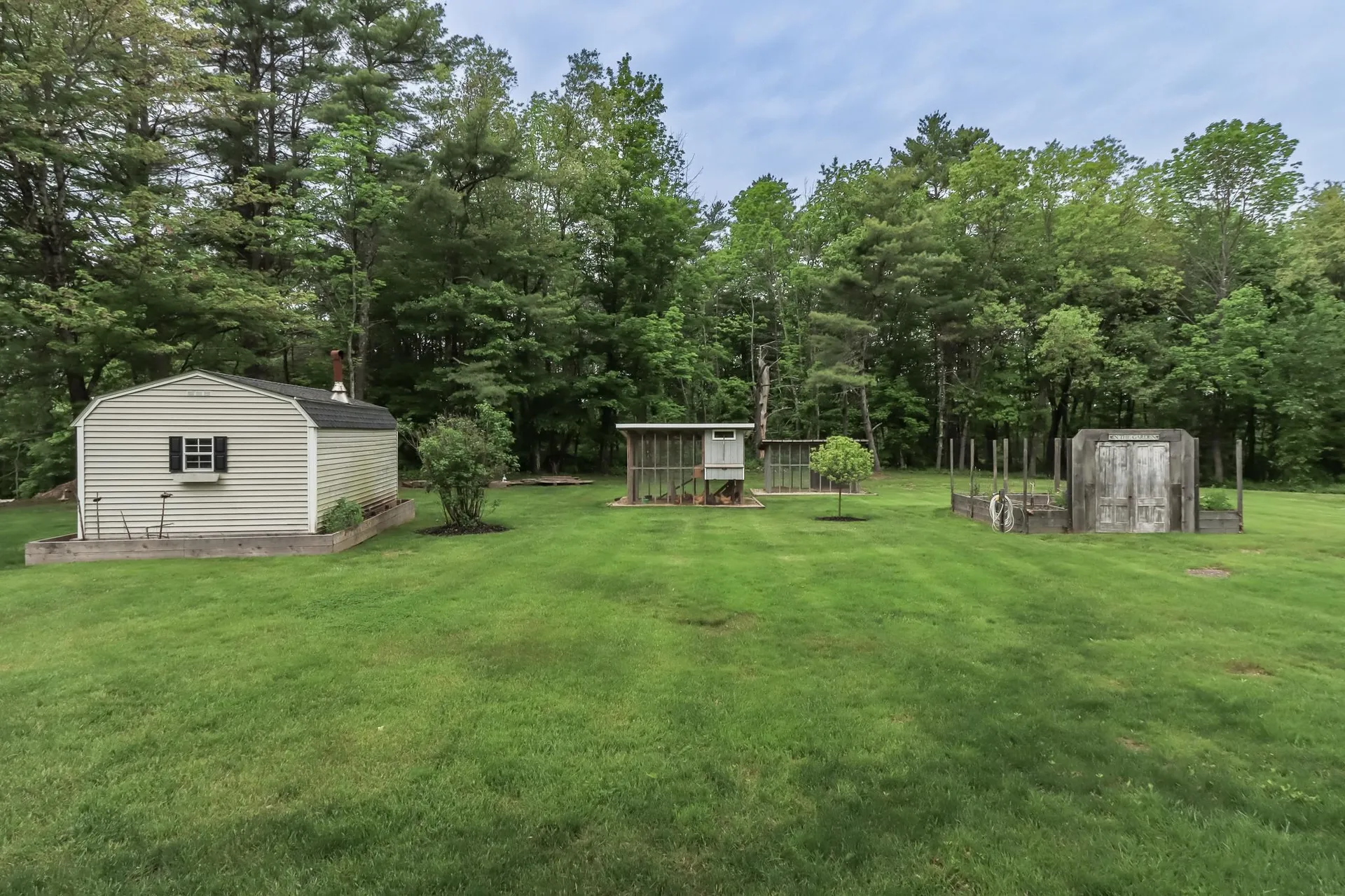 24 Deerfield Road Allenstown NH 03275