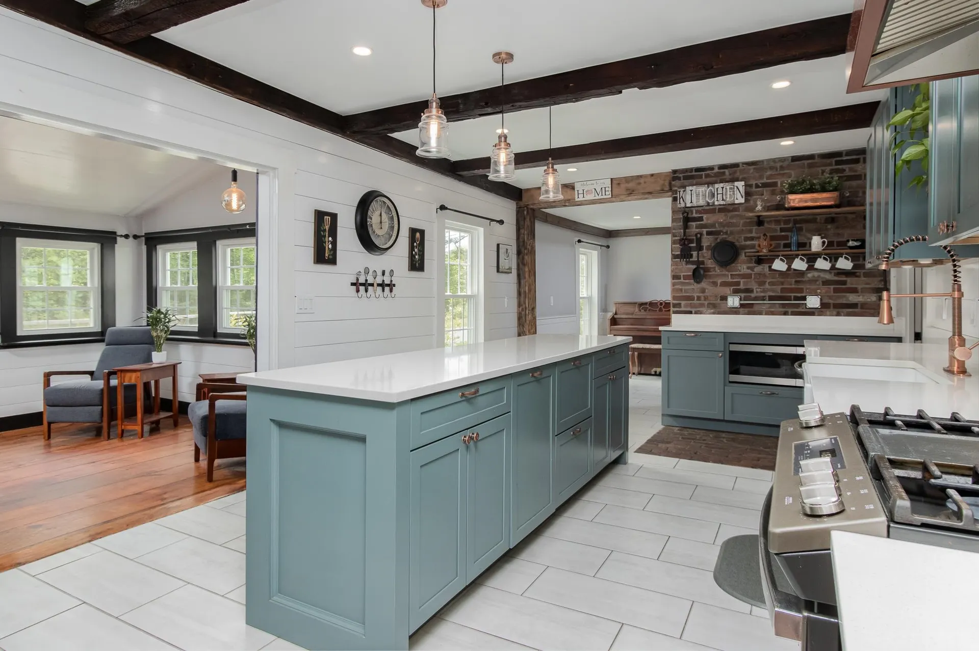 24 Deerfield Road Allenstown NH 03275