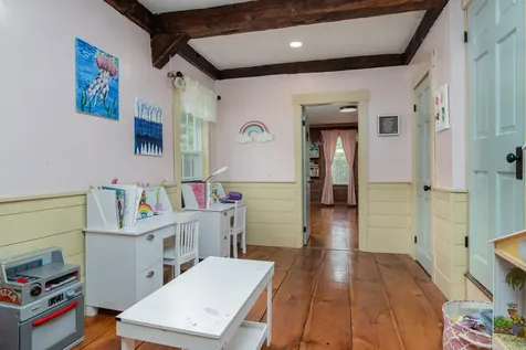 24 Deerfield Road Allenstown NH 03275