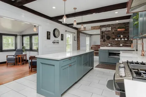 24 Deerfield Road Allenstown NH 03275