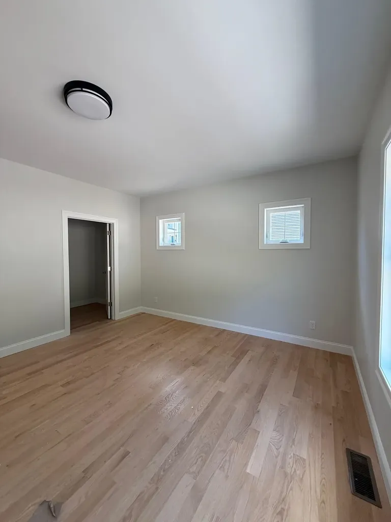 1 Kinsman Lane Windham NH 03087-1352