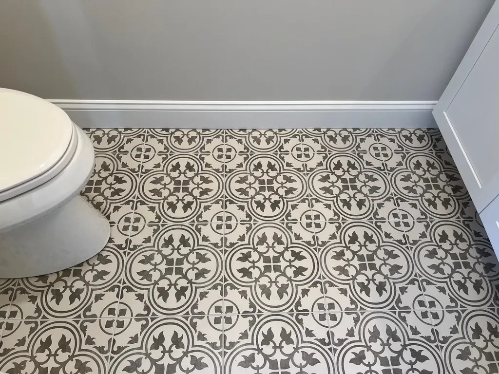 1 Kinsman Lane Windham NH 03087-1352