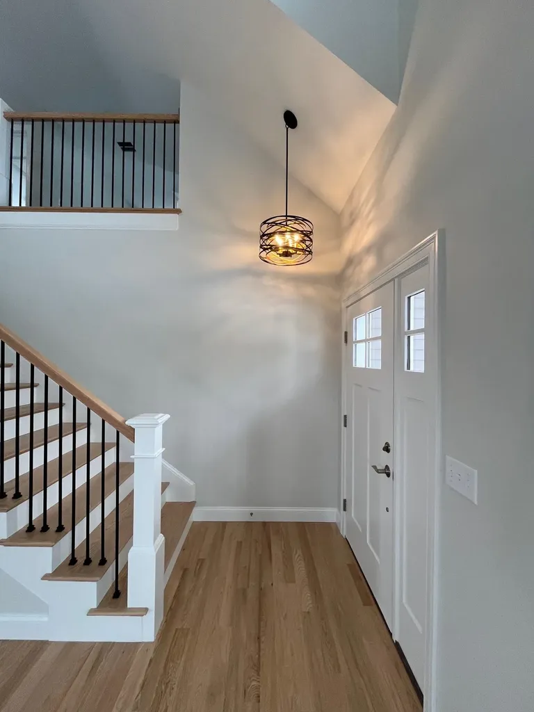 1 Kinsman Lane Windham NH 03087-1352