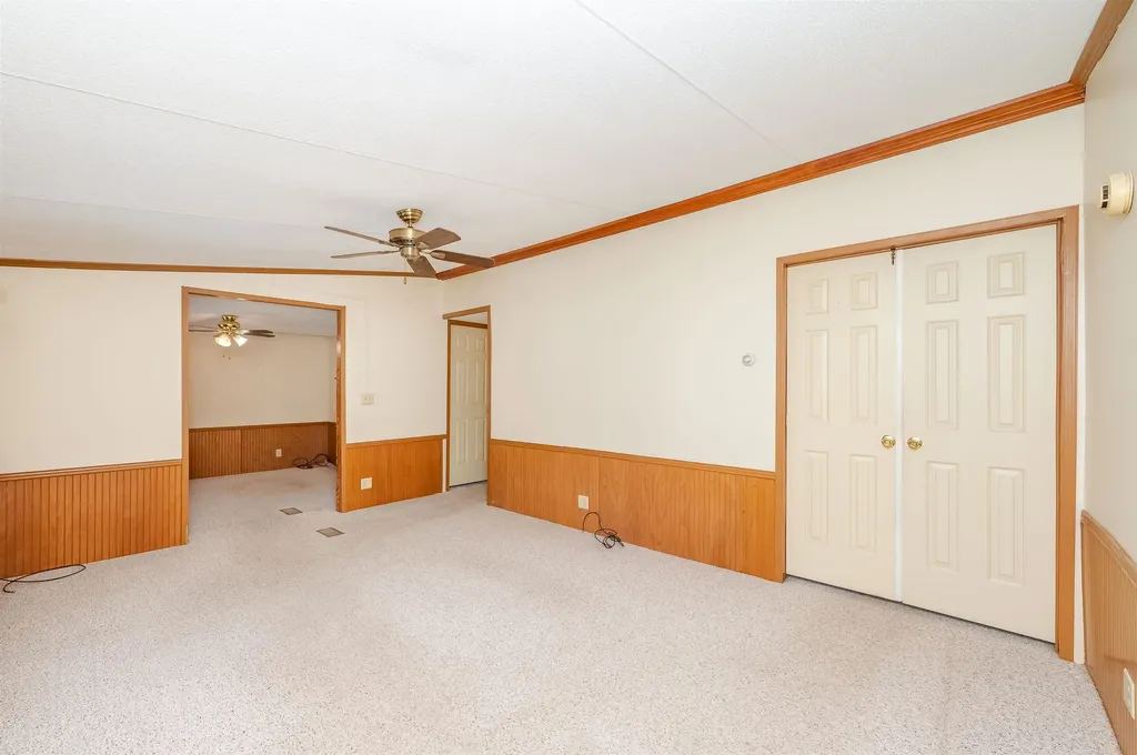 10 York Court Rochester NH 03868