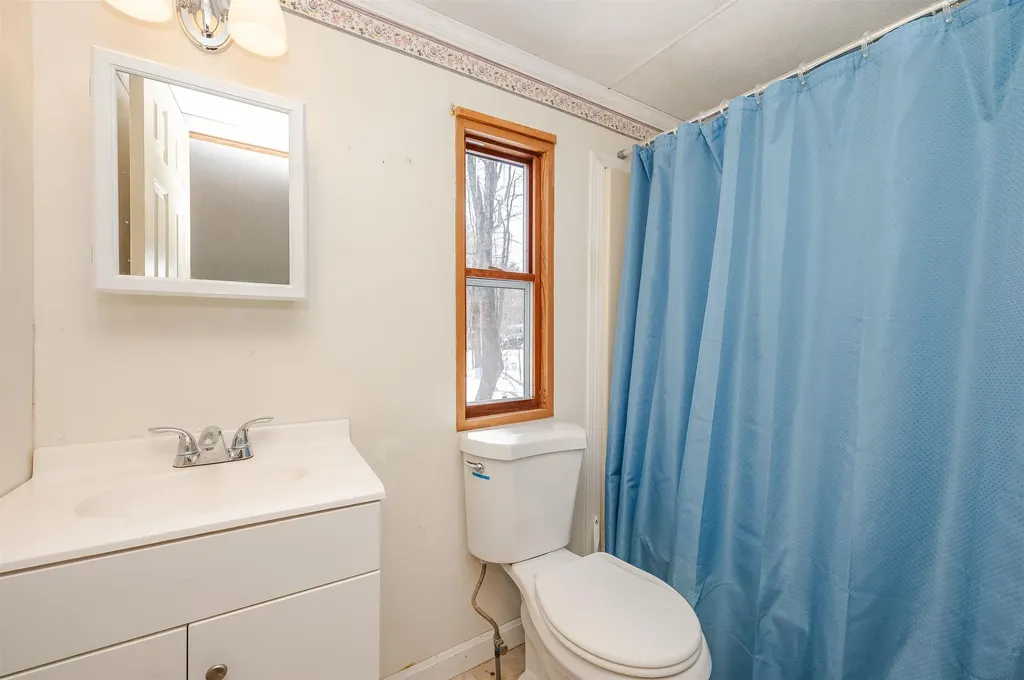 10 York Court Rochester NH 03868