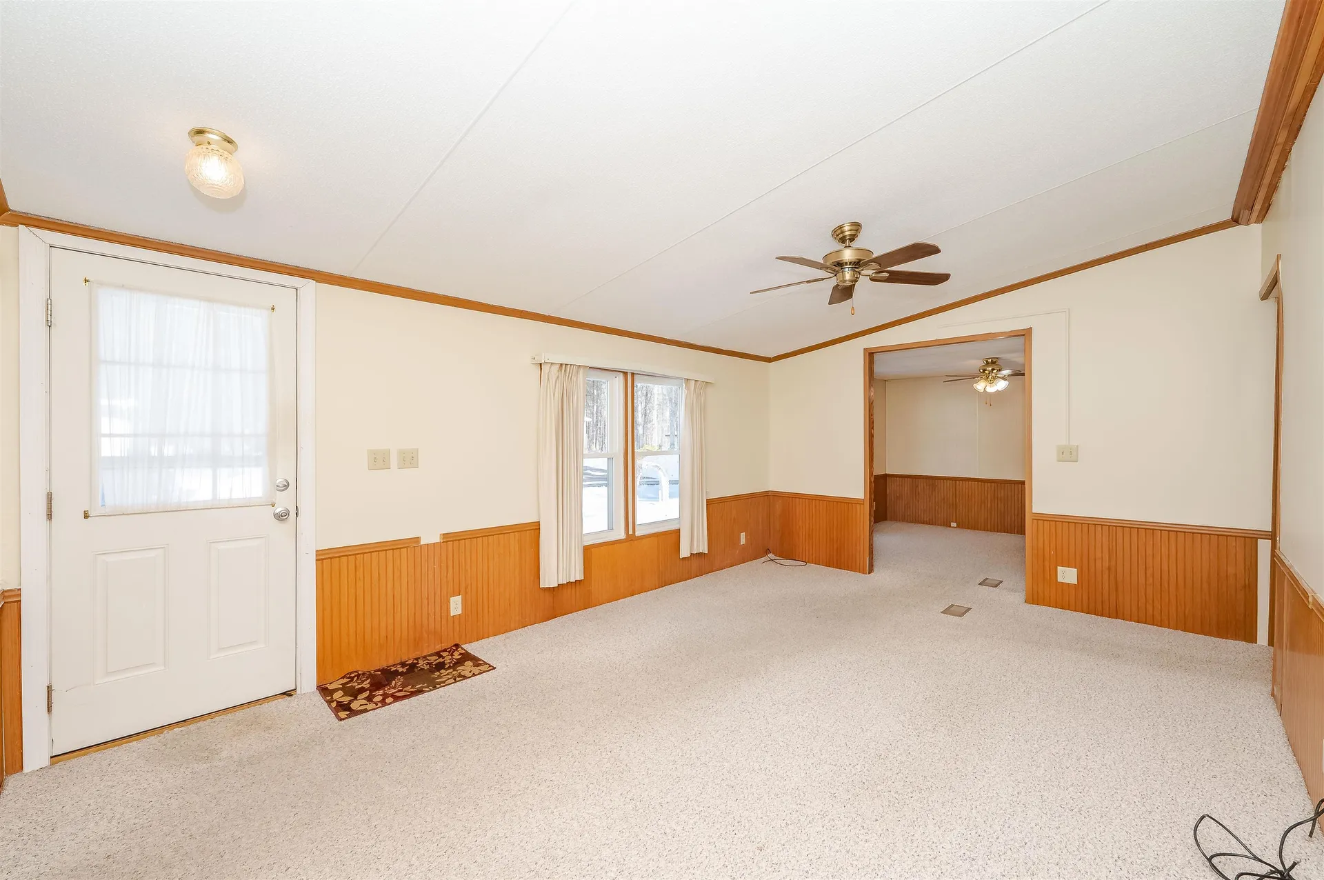 10 York Court Rochester NH 03868