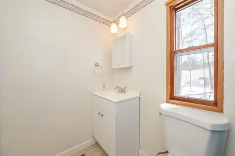 10 York Court Rochester NH 03868