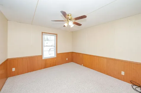 10 York Court Rochester NH 03868