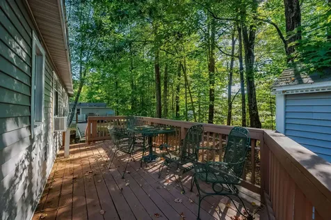 10 York Court Rochester NH 03868