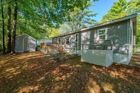 10 York Court Rochester NH 03868