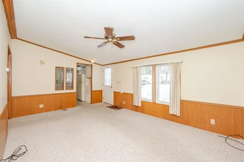 10 York Court Rochester NH 03868