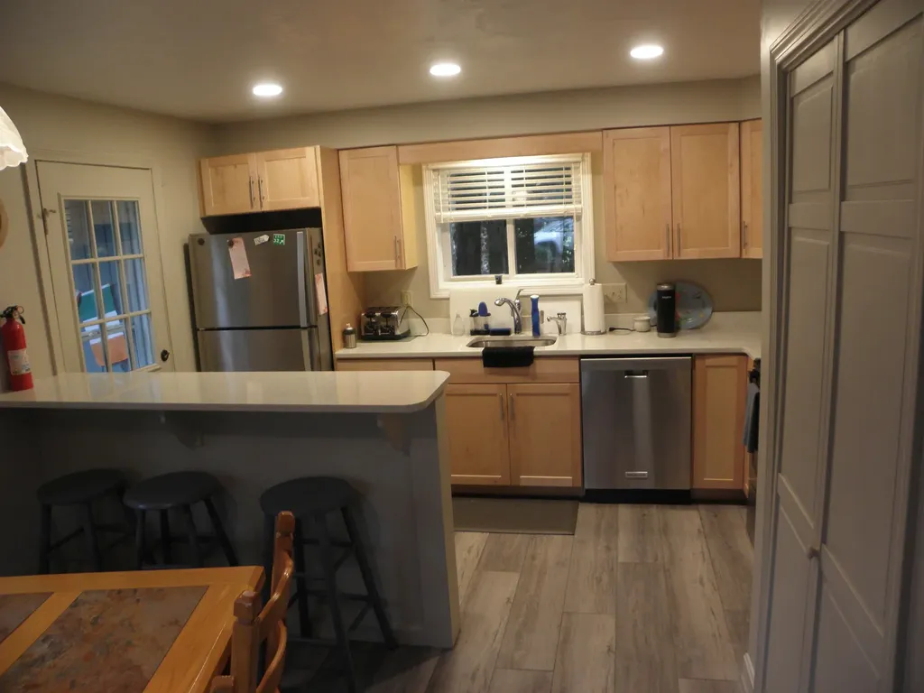 9 Jefferson Drive Woodstock NH 03262