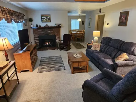 9 Jefferson Drive Woodstock NH 03262