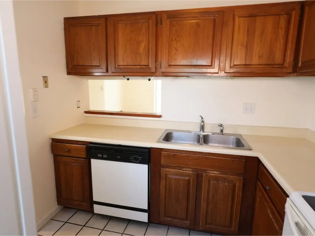 20 Gilbert Square Milton VT 05468