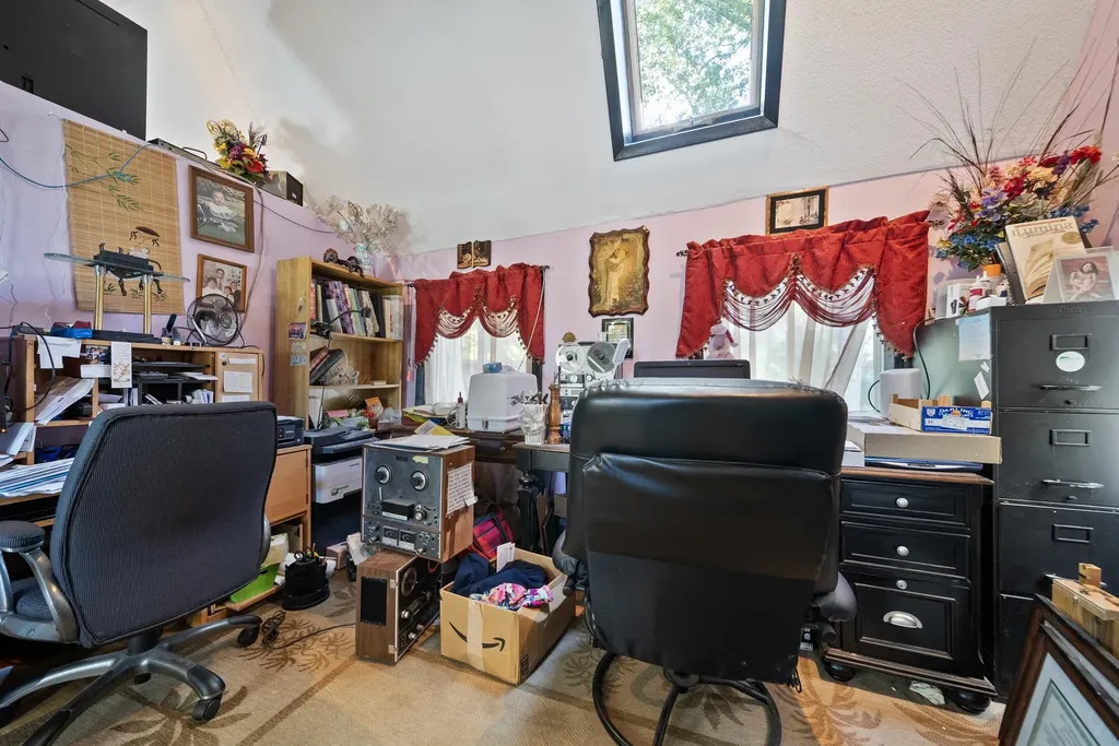 82 Shore Drive Salem NH 03079