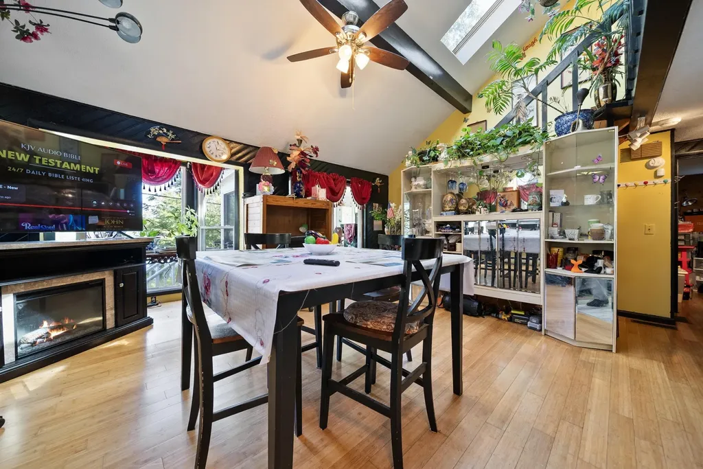 82 Shore Drive Salem NH 03079