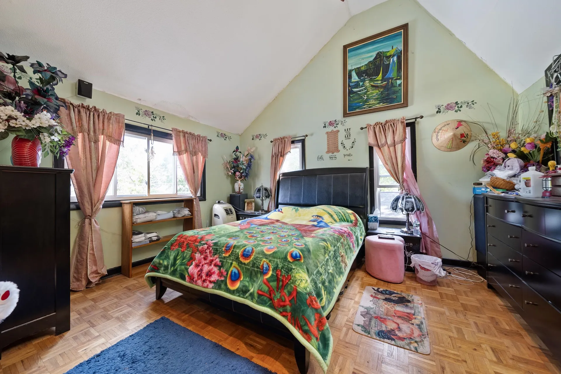 82 Shore Drive Salem NH 03079