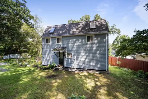 82 Shore Drive Salem NH 03079