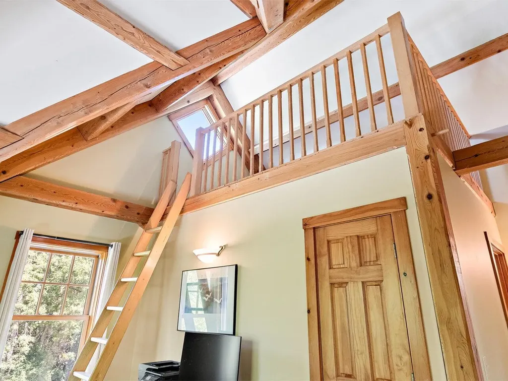 588 Round Barn Road Ferrisburgh VT 05456