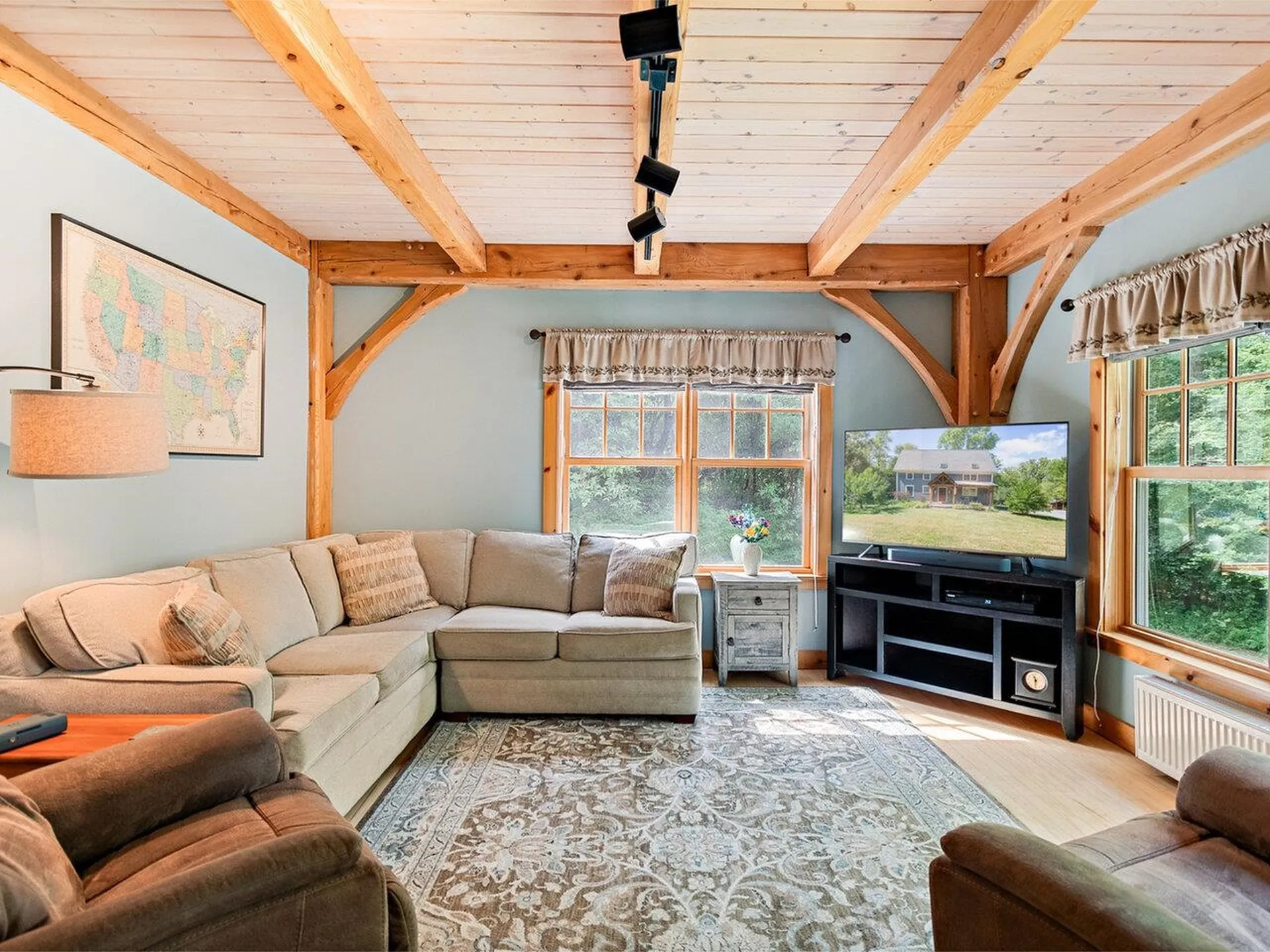 588 Round Barn Road Ferrisburgh VT 05456