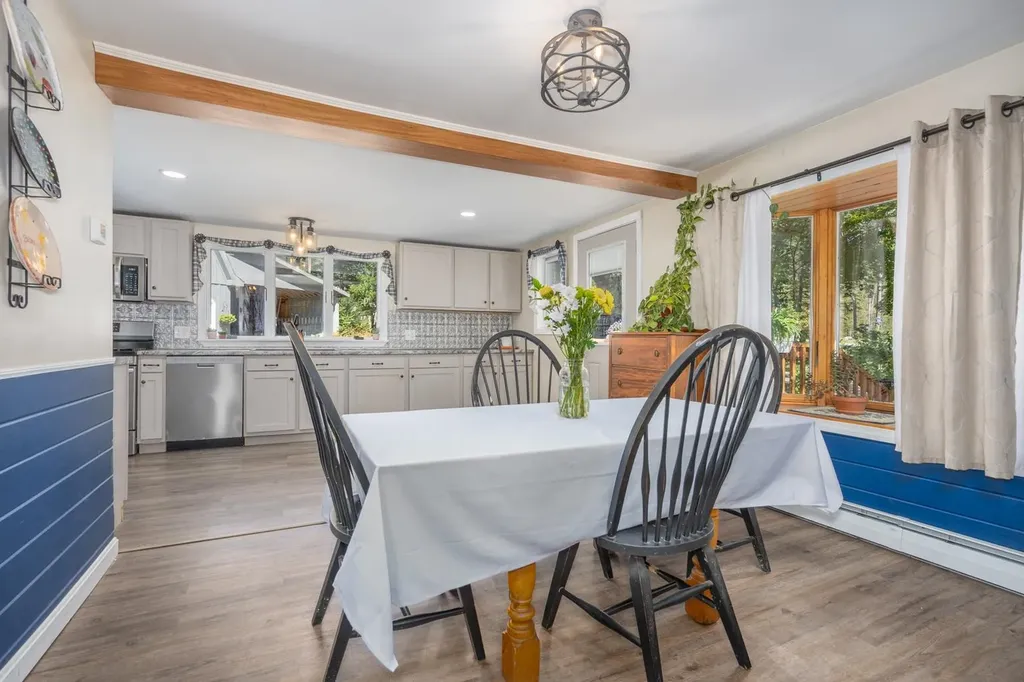 825 Second Crown Point Road Strafford NH 03884