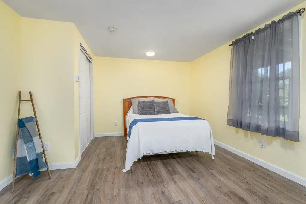 825 Second Crown Point Road Strafford NH 03884