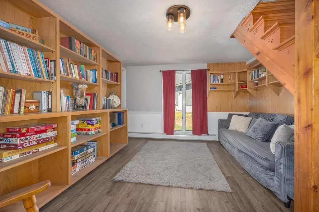 825 Second Crown Point Road Strafford NH 03884