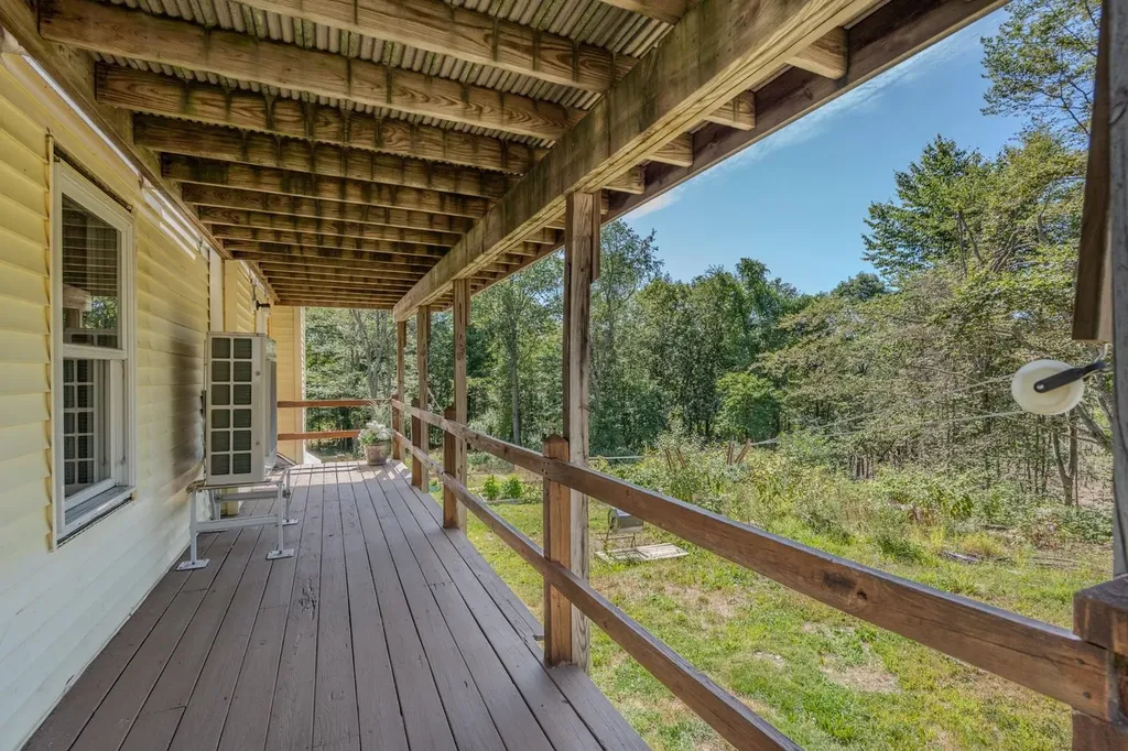 825 Second Crown Point Road Strafford NH 03884