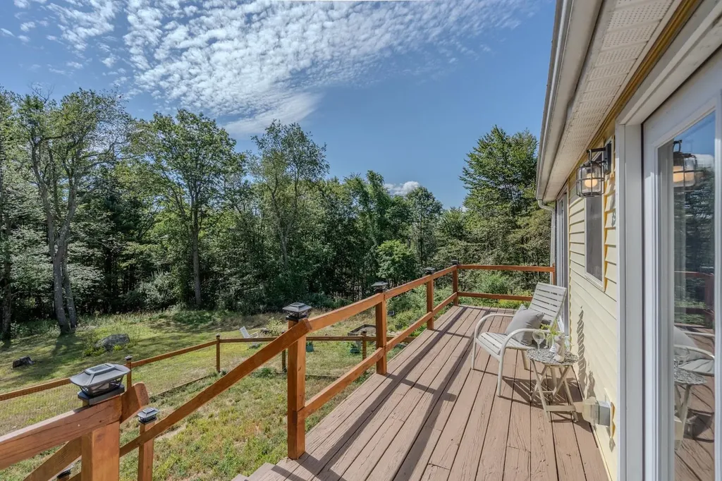 825 Second Crown Point Road Strafford NH 03884