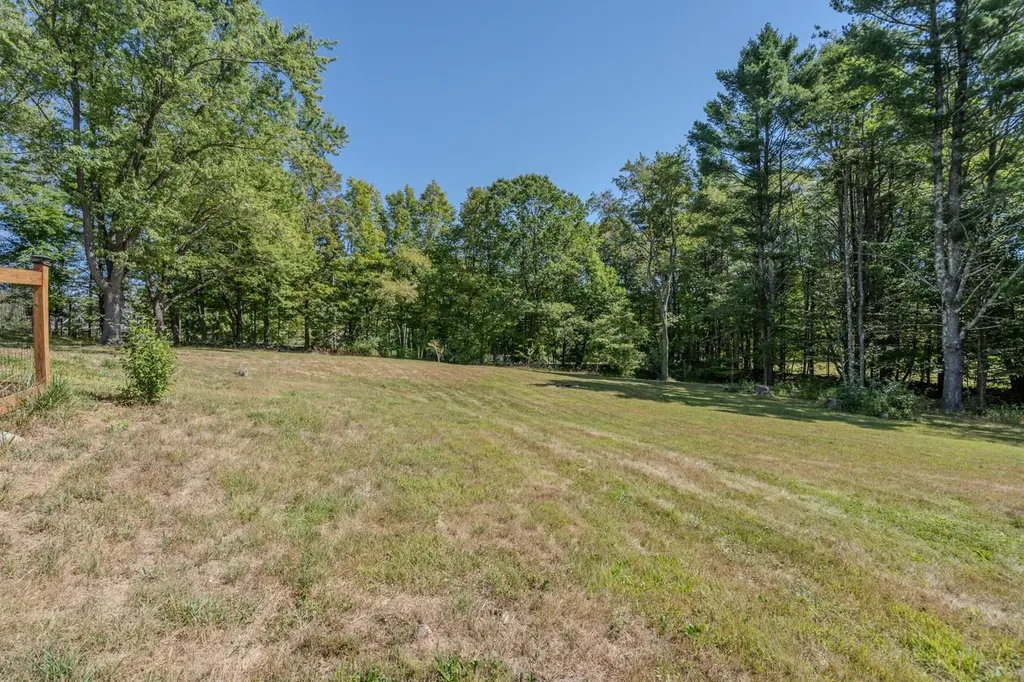 825 Second Crown Point Road Strafford NH 03884