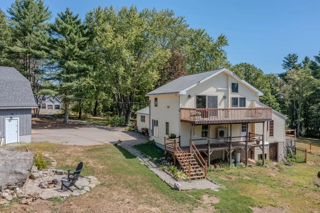 825 Second Crown Point Road Strafford NH 03884