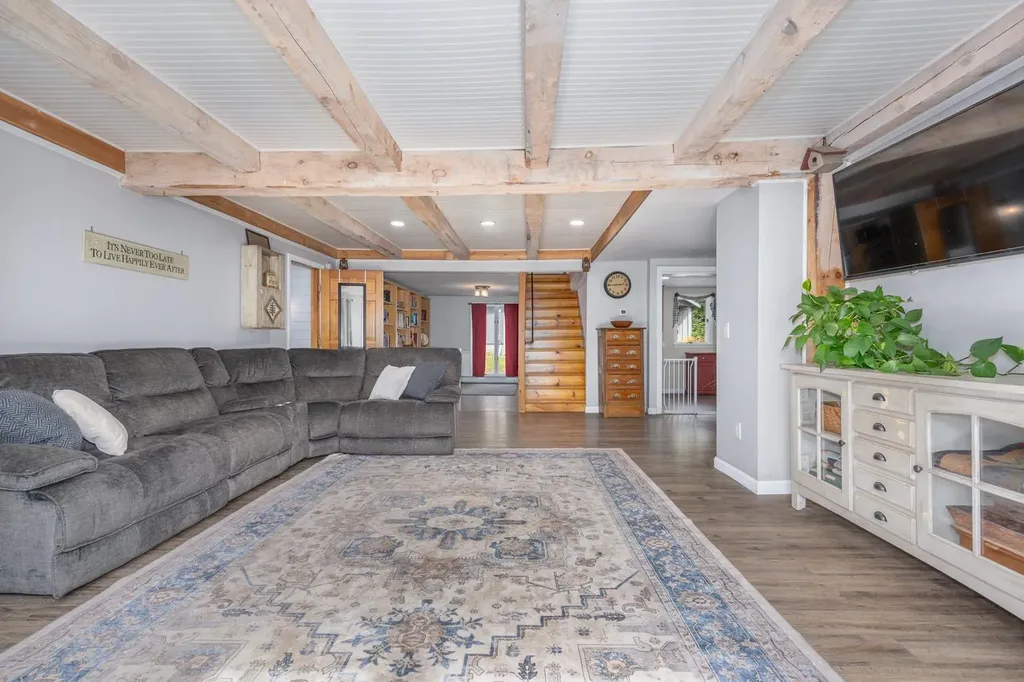 825 Second Crown Point Road Strafford NH 03884