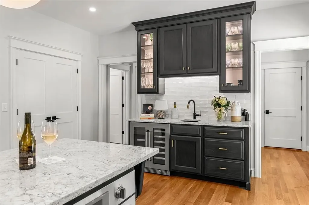 131 Exeter Road North Hampton NH 03862