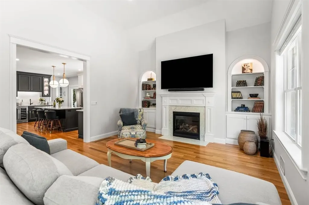 131 Exeter Road North Hampton NH 03862