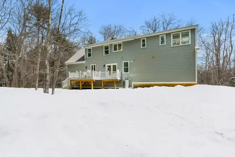 131 Exeter Road North Hampton NH 03862