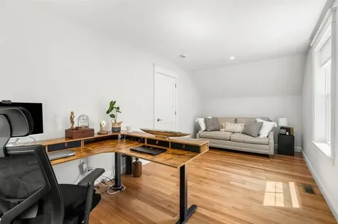 131 Exeter Road North Hampton NH 03862