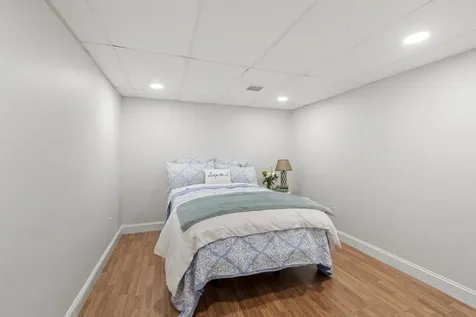 131 Exeter Road North Hampton NH 03862