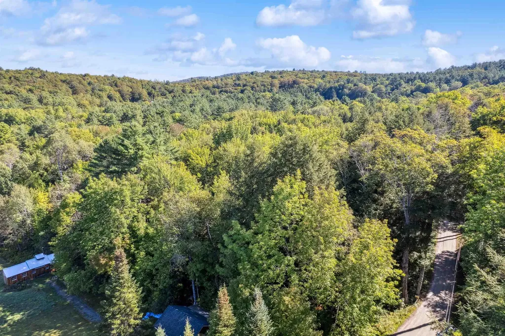 933 Gage Road Tunbridge VT 05077