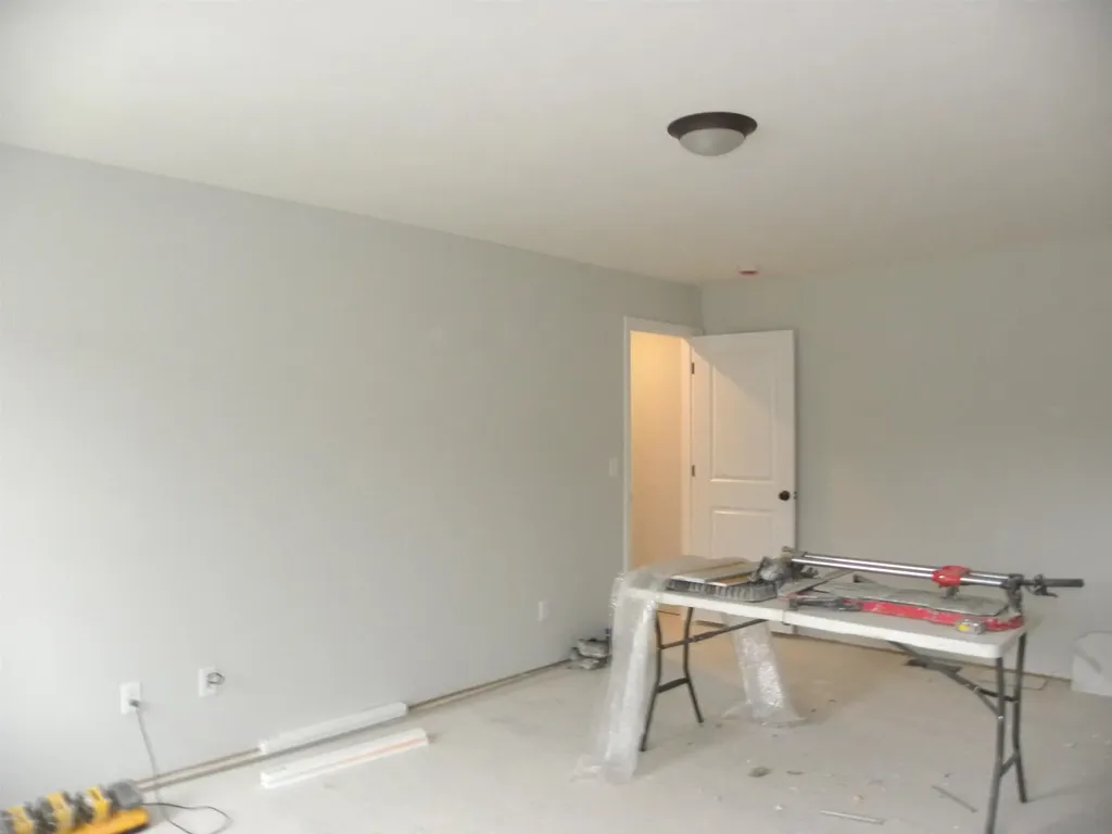 317 Karatzas Avenue Manchester NH 03104