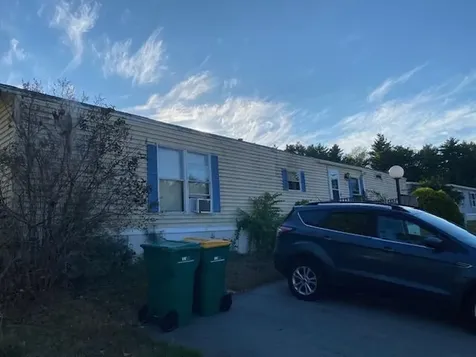 33 Cleo Circle Rochester NH 03868