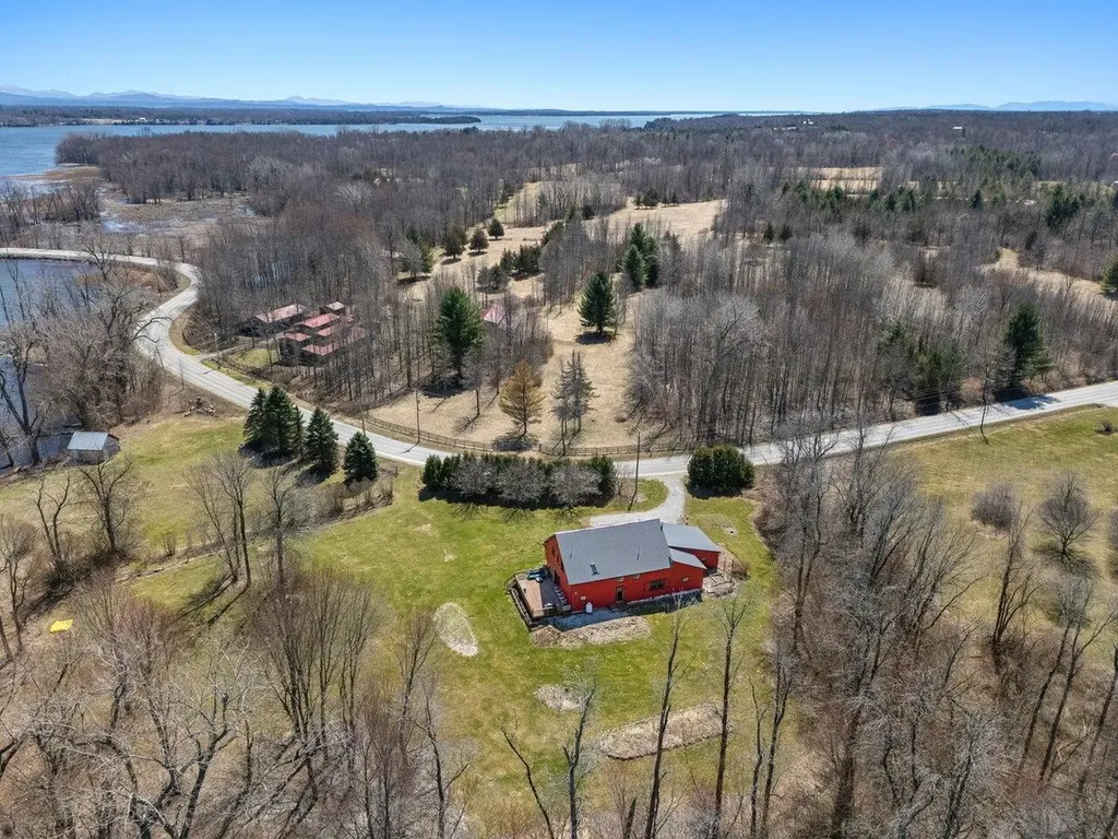 320 Main Street Isle La Motte VT 05463