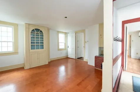 10 Maple Street Exeter NH 03833