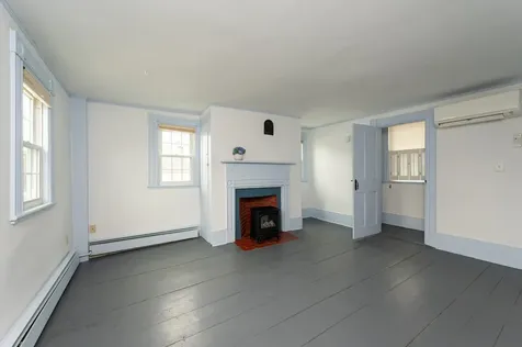 10 Maple Street Exeter NH 03833