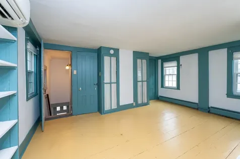 10 Maple Street Exeter NH 03833