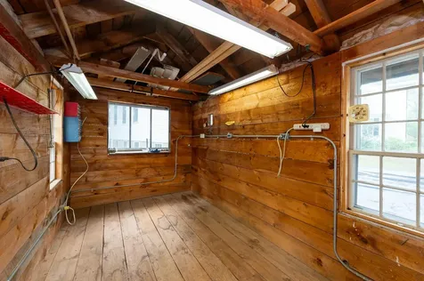 10 Maple Street Exeter NH 03833